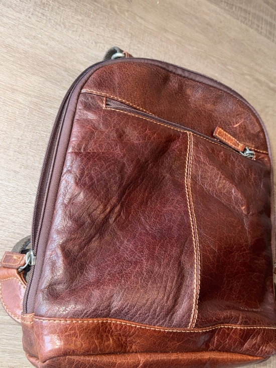 Jack Georges Voyager Small Leather Backpack - Brown excellent condition main image 7